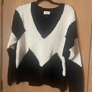 Six Crisp Days M/L sweater